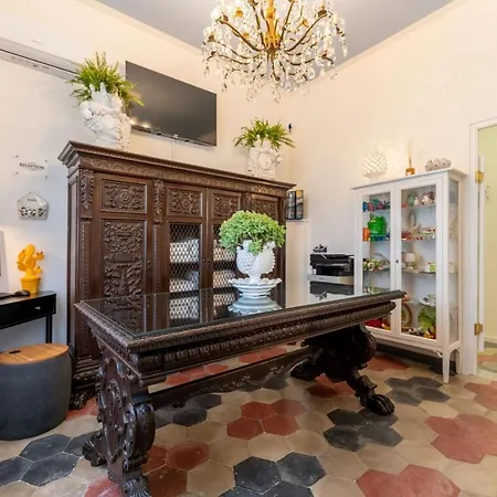 Regina 게스트하우스 4*